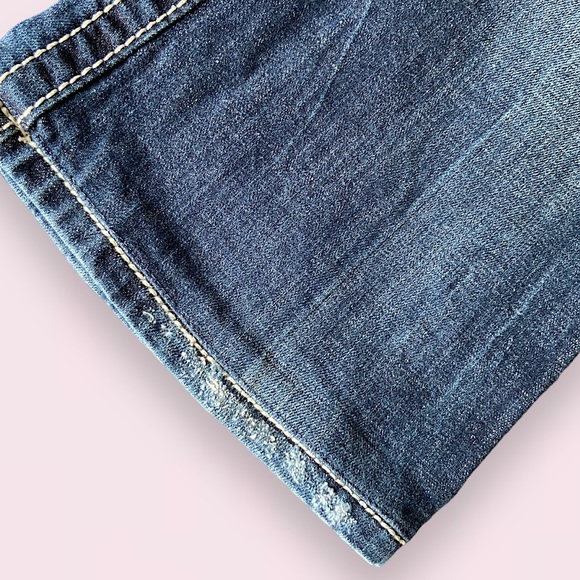 SOLD • Miss Me jeans - Picture 13 of 14